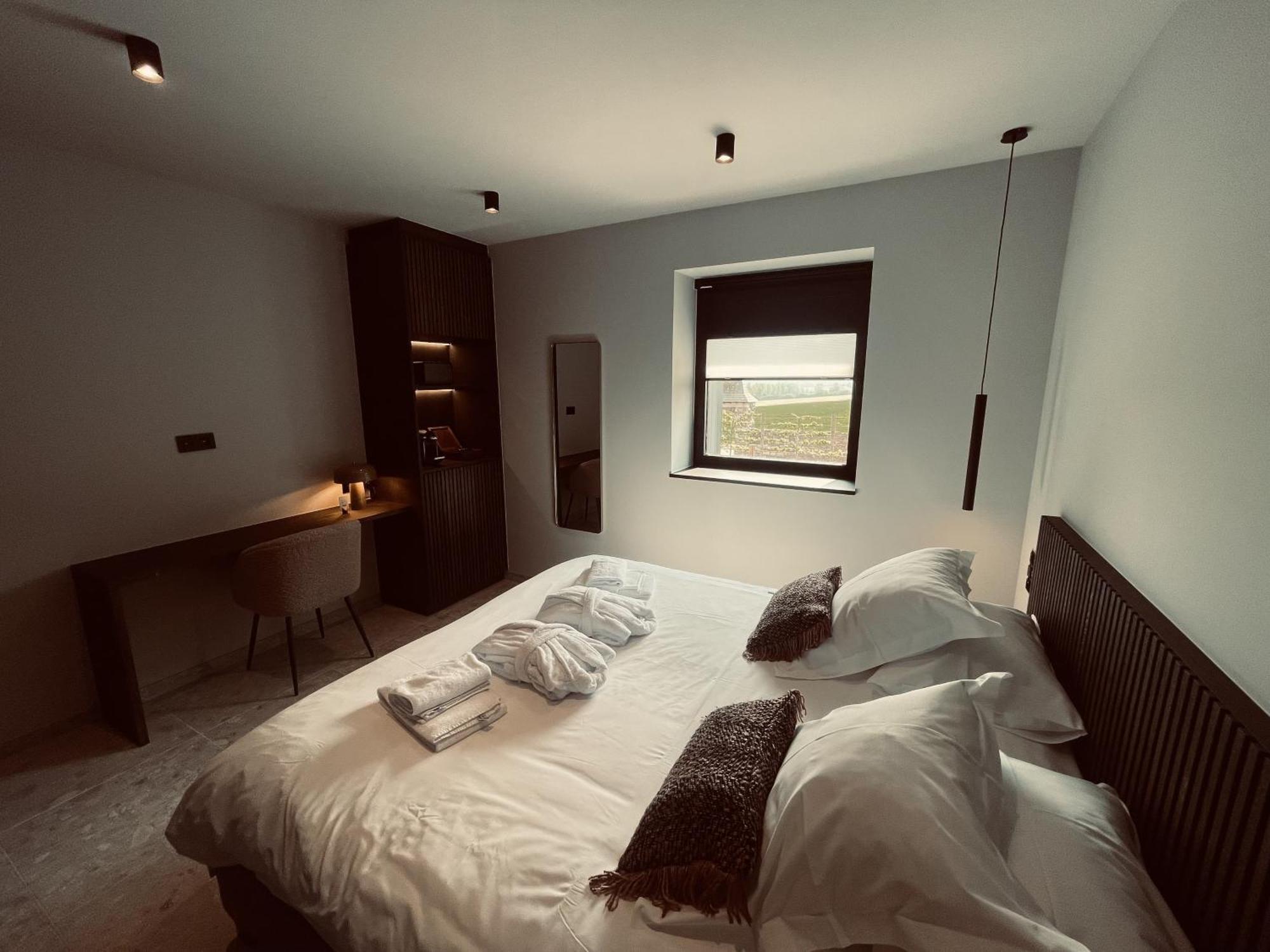 Domaine Sur Les Sarts Hotel Ohey Ngoại thất bức ảnh